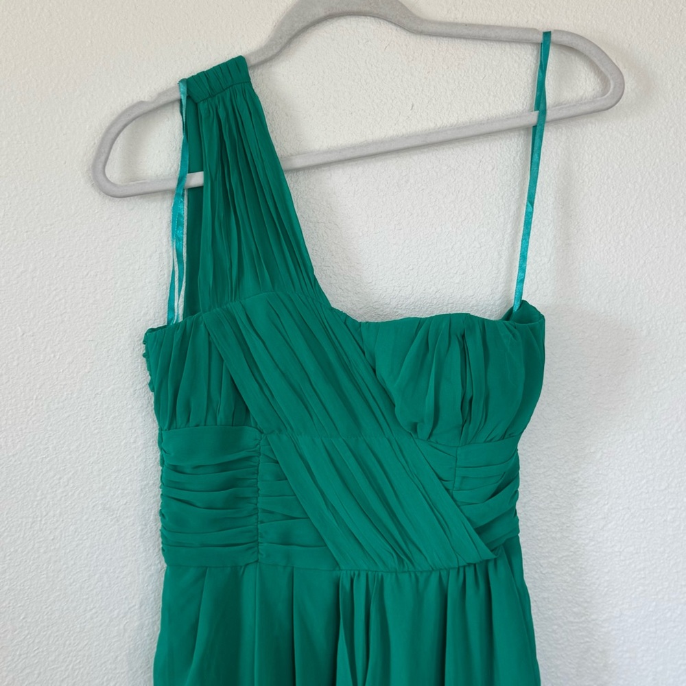 H&M One-Shoulder DRESS Green Pleated Chiffon Asymmetrical Hem Bridesmaid 4 - Picture 2 of 11